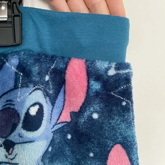 Disney women’s plush Stitch theme patterned pajama pants —‎ size 3X - Picture 6 of 7